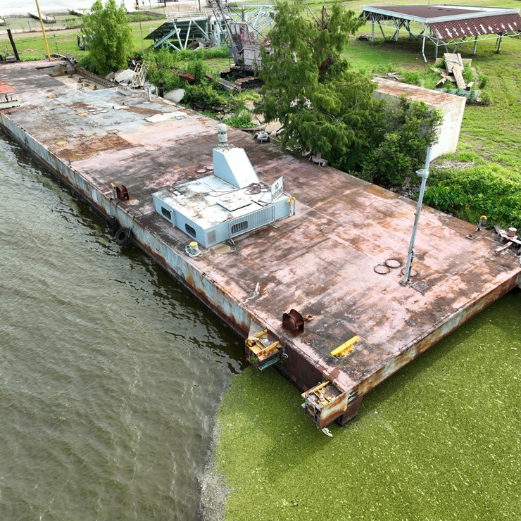 #6 • 186 X 40 X 7 DECK BARGE