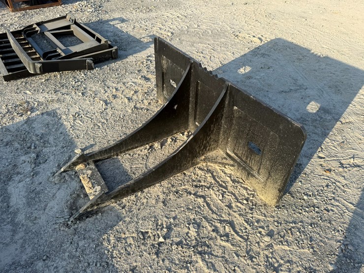 #2079-•-skid-steer-stump-puller-inv#:-24827-image-3