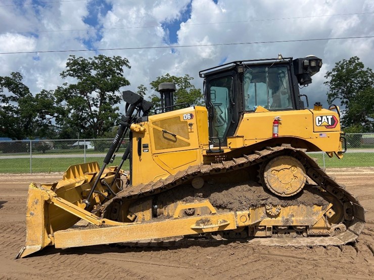 caterpillar-d6-lgp-image-1
