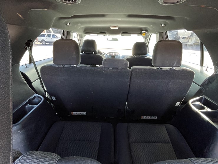 2018-ford-explorer-image-101