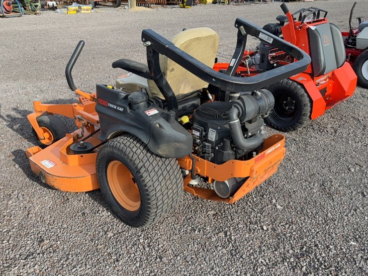 #3086-•-scag-tigercat-zero-turn-lawn-mower-image-10