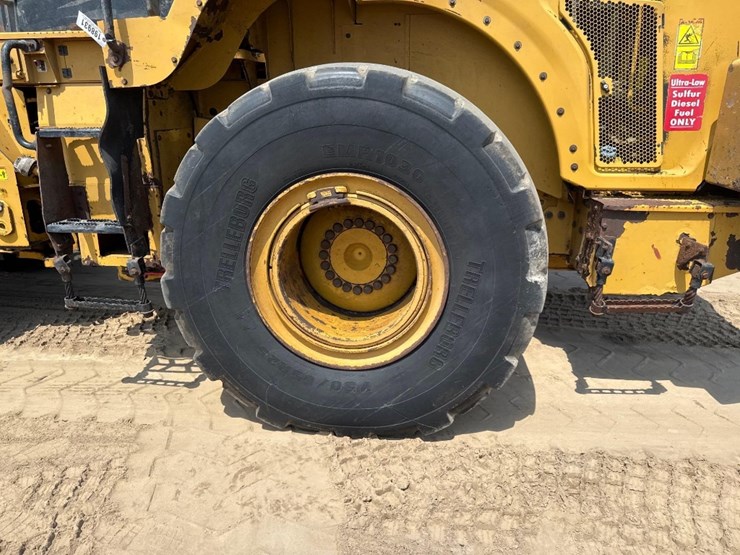caterpillar-962m-image-9