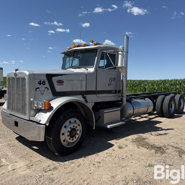 1992 PETERBILT 379
