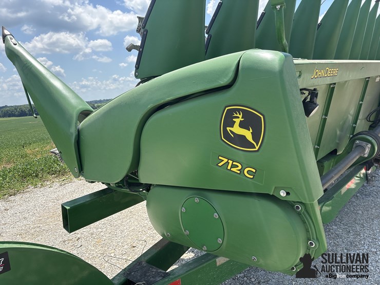2020-john-deere-712c-image-15