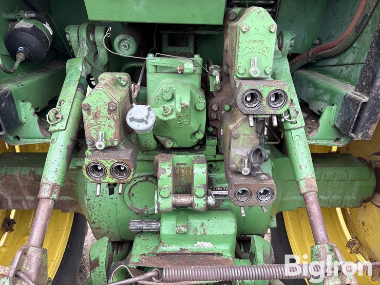 1982-john-deere-4440-image-11