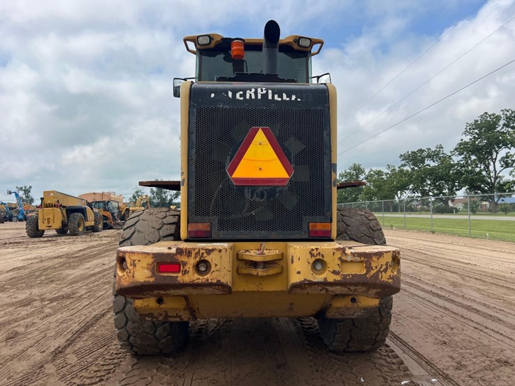2007-caterpillar-930g-image-3