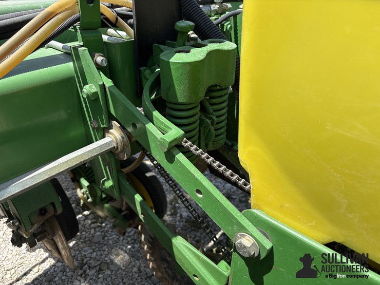 2008-john-deere-1770nt-image-18