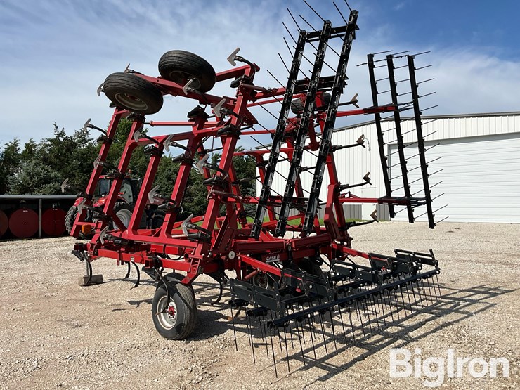 case-ih-4300-image-7