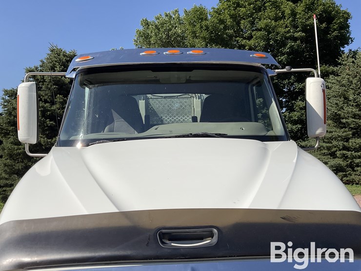2013-international-prostar-image-14