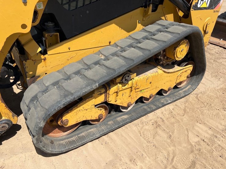 2019-caterpillar-259d-image-9