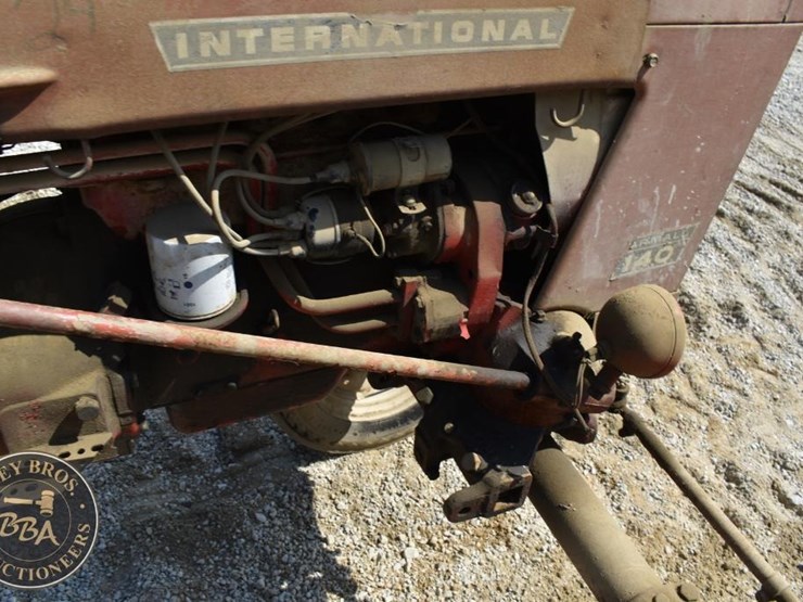 1976-international-140-image-18