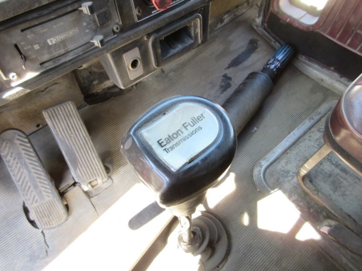 1993-kenworth-t800-image-12
