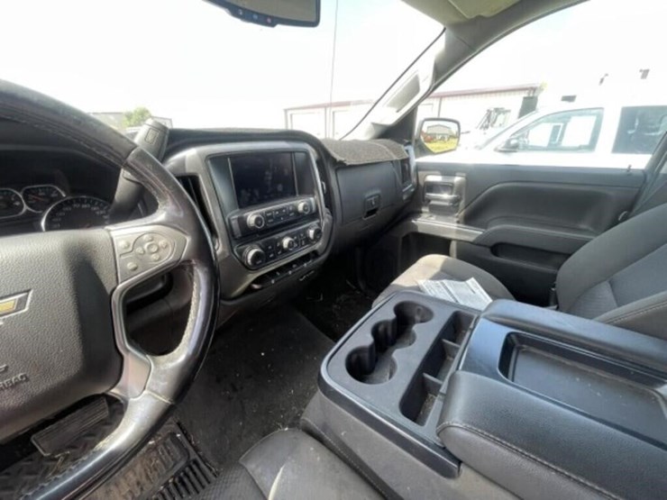 2015-chevrolet-silverado-1500-lt-image-26