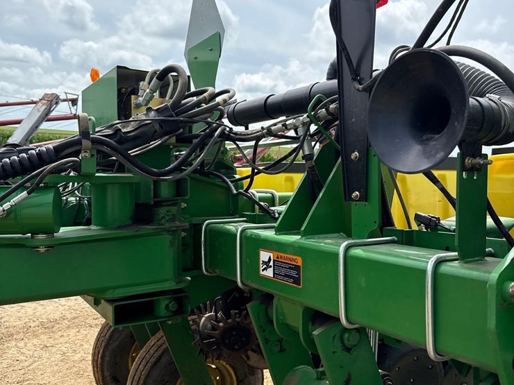 john-deere-1770nt-image-49