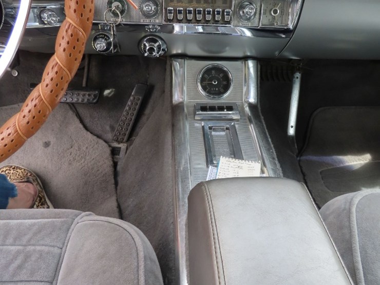 1962-chrysler-300-h-image-31