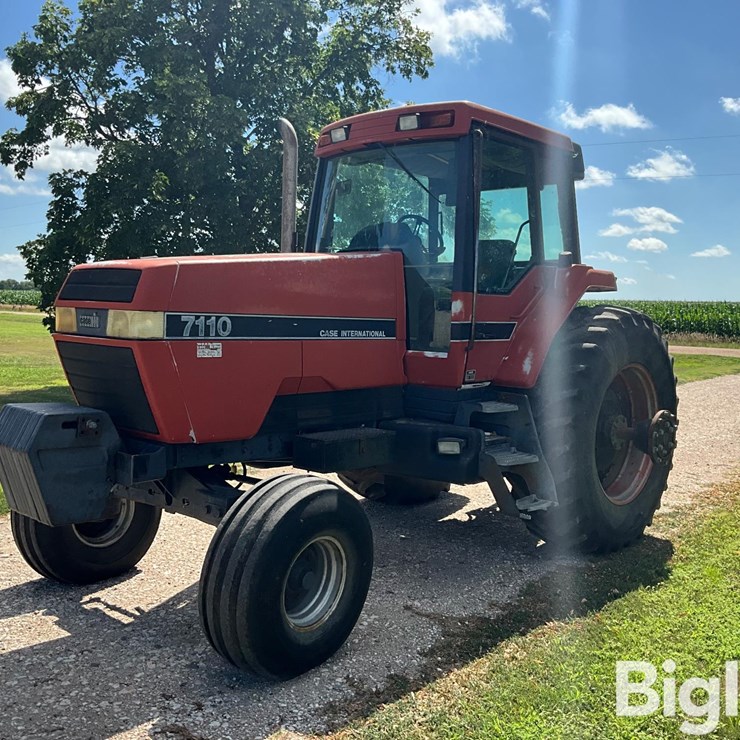 1989 CASE IH 7110