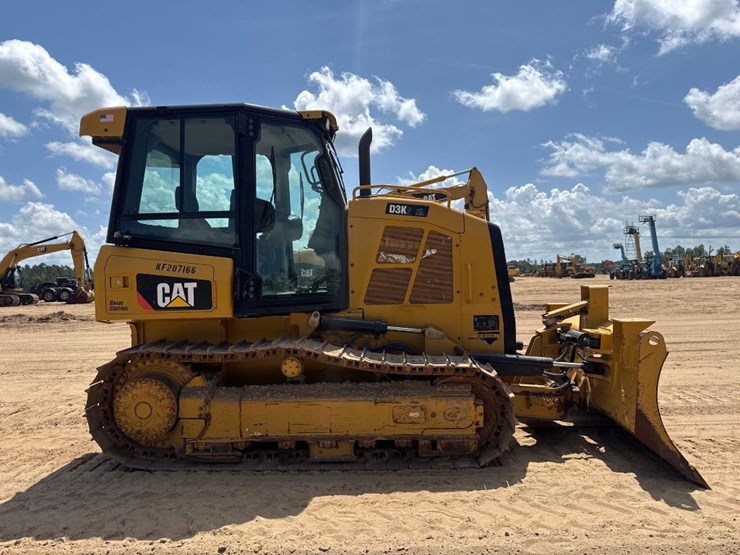 2019-caterpillar-d3k2-xl-image-5
