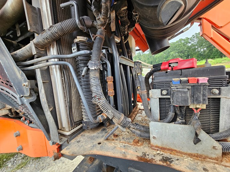 kubota-m5-111-image-35