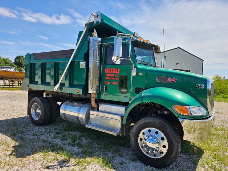 2012-peterbilt-382-image-23