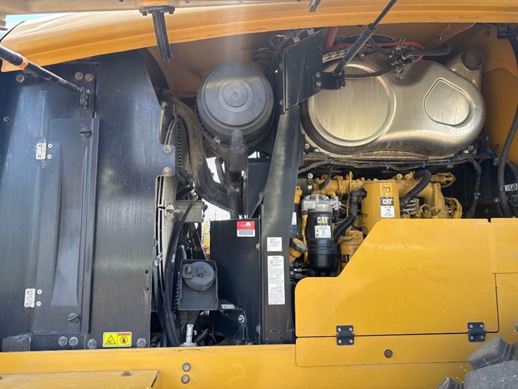 2019-caterpillar-930m-image-14