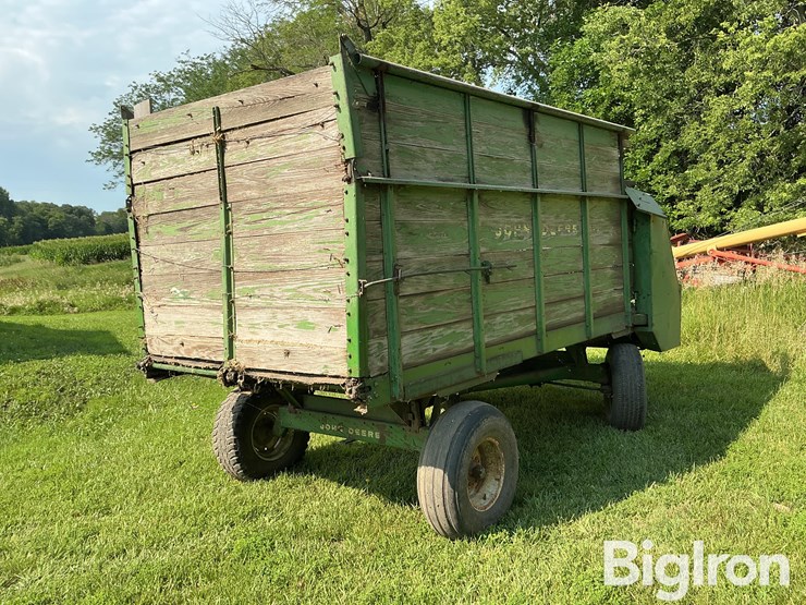john-deere-harvest-forage-wagon-image-5