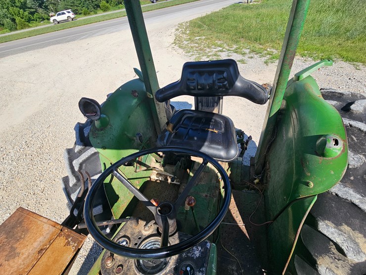 john-deere-2130-image-36