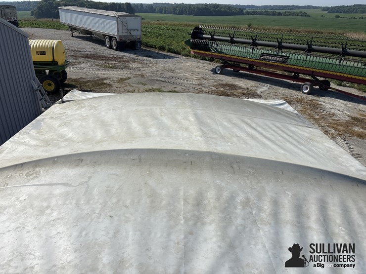 ficklin-4500-3-bin-seed-wagon-image-17
