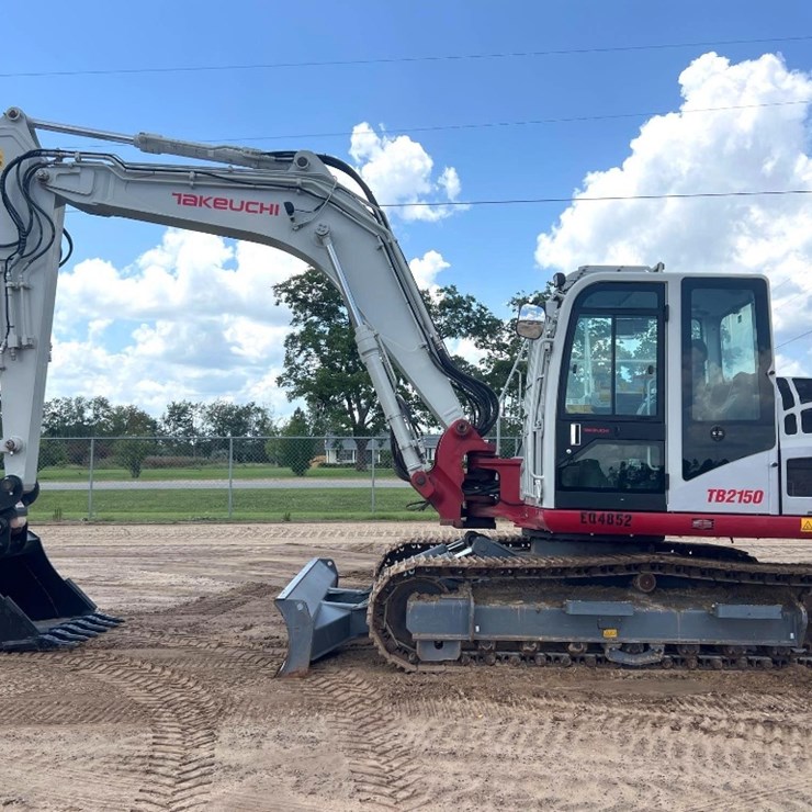 2022 TAKEUCHI TB2150
