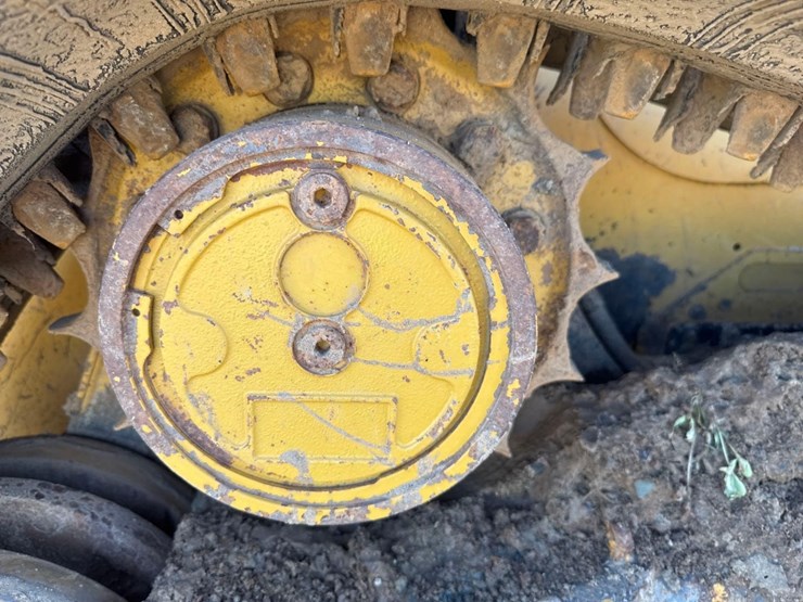 2020-caterpillar-259d3-image-13
