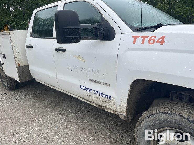 2015-chevrolet-silverado-3500-image-11