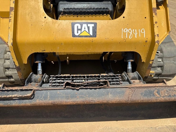 2018-caterpillar-299d2-image-24