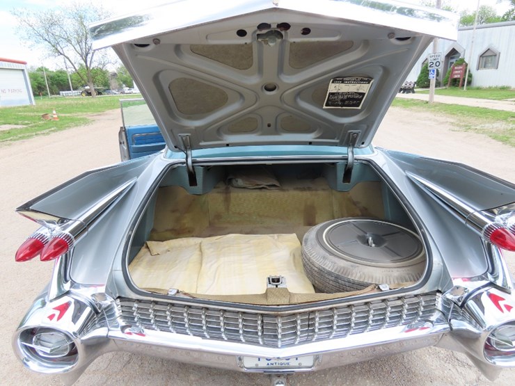 1959-cadillac-fleetwood-4dr-ht-image-33