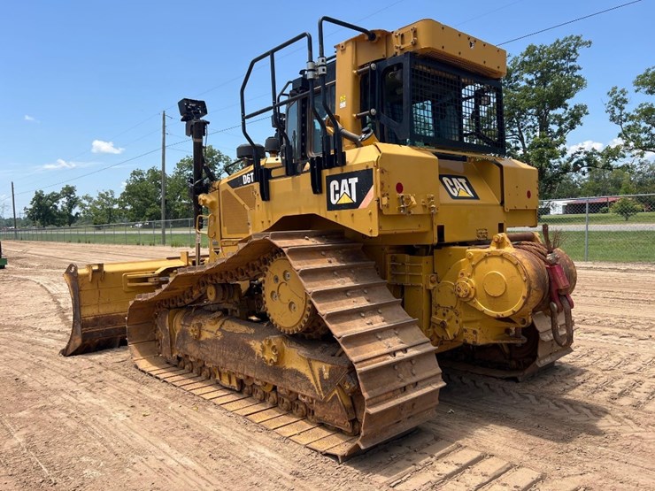 2015-caterpillar-d6t-lgp-image-2