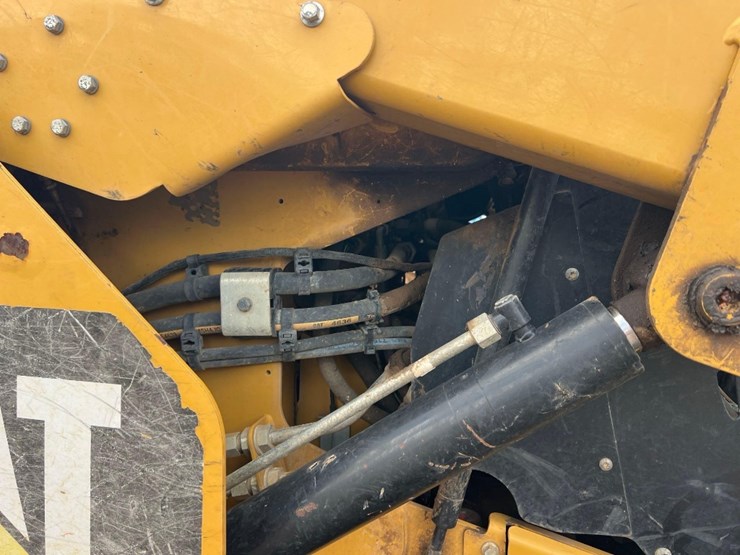 2019-caterpillar-289d-image-16