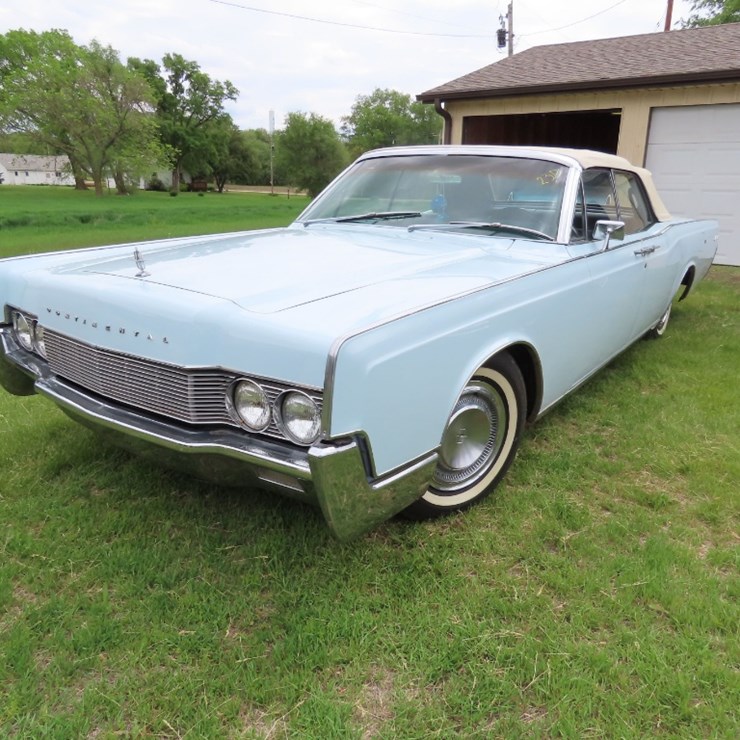 1967 Lincoln Continental Convertible