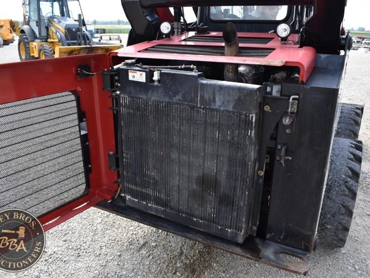 2016-takeuchi-ts80v2-image-34