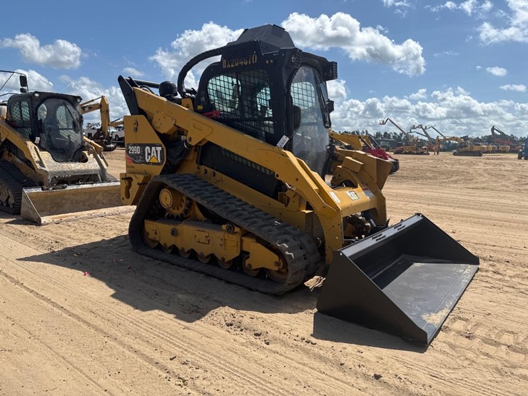 2019-caterpillar-299d2-xhp-image-4