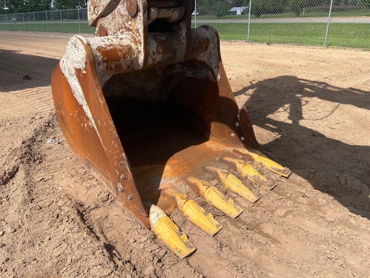 2020-komatsu-pc360-lc-11-image-21