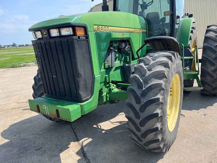 john-deere-8400-image-18