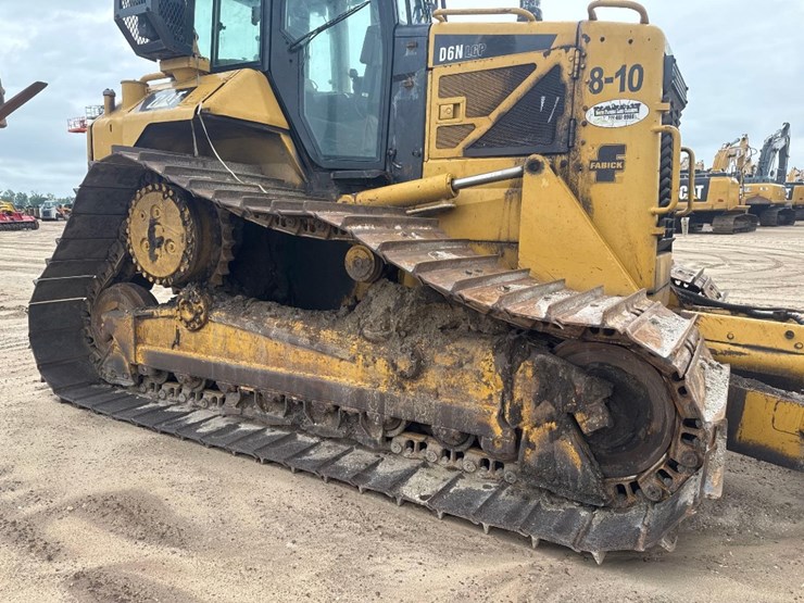 2007-caterpillar-d6n-lgp-image-13