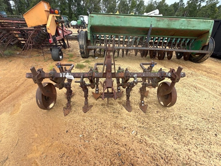114---2---row-cultivator-tool-bar-image-6