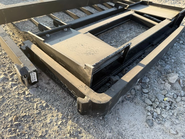 #2069-•-unused-58"-skid-steer-forks-inv#:-25096-image-6