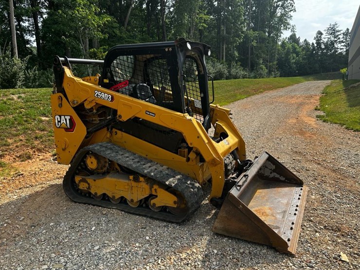 2020-caterpillar-259d3-image-9