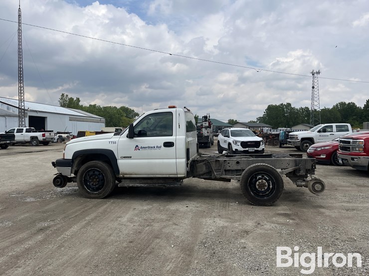 2006-chevrolet-silverado-3500-image-8