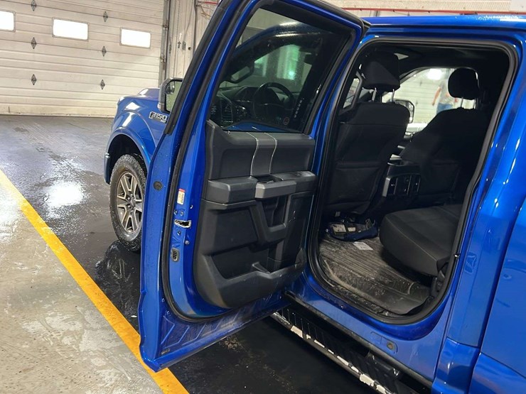 2015-ford-f150-image-12