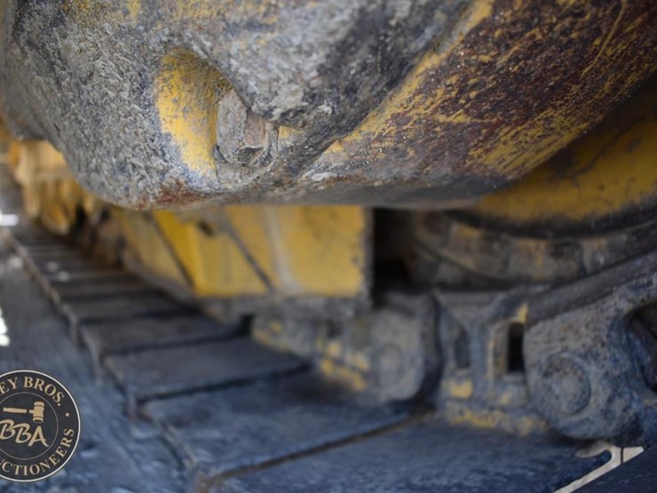 2014-komatsu-d51exi-22-image-55
