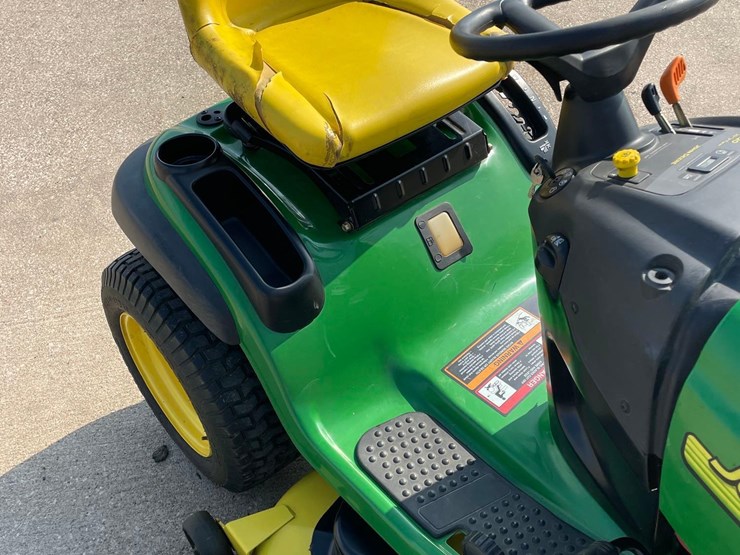 john-deere-l120-image-13