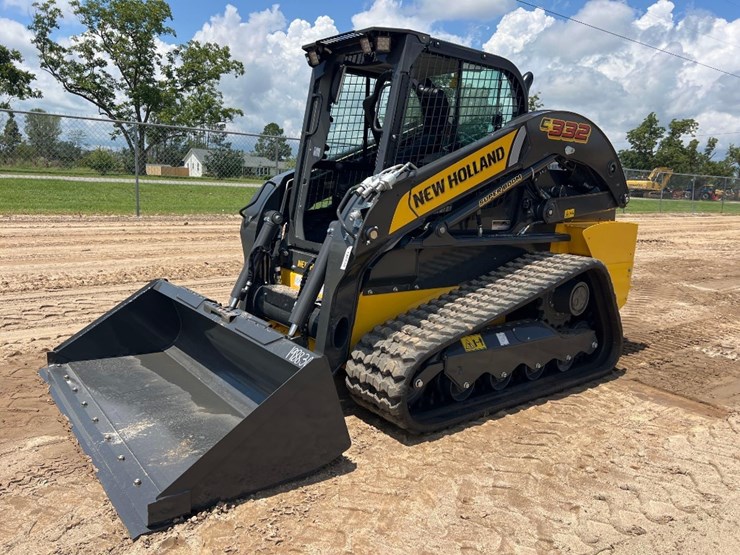 new-holland-c332-image-8
