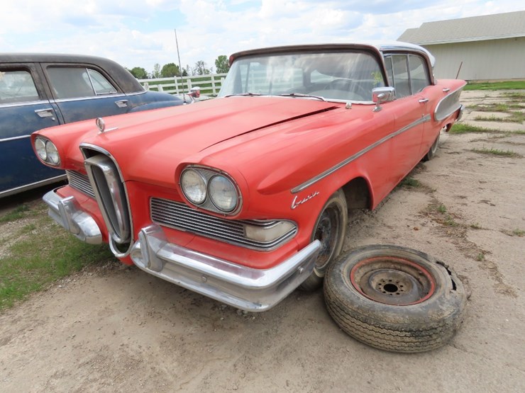 1958-ford-edsel-corsair-4dr-ht-image-3