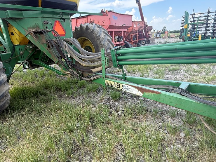 john-deere-1900-image-22